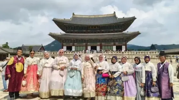 Tour Korea